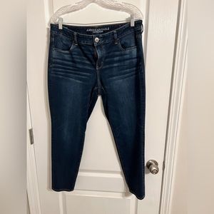 American Eagle Super Super Stretch X4 Size 16 Short